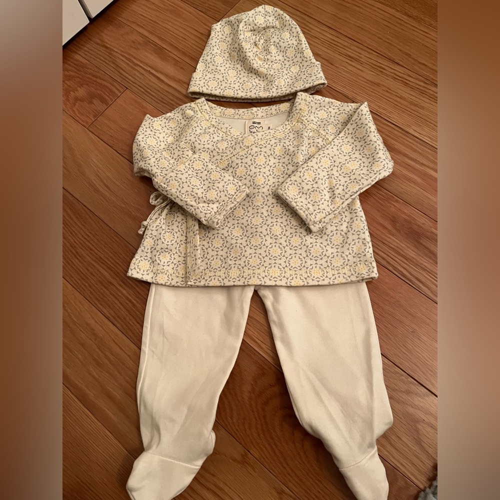 OM Baby Adorable Cream and Yellow Kids Pajama Set